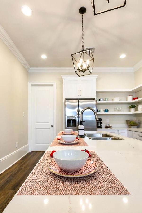 St Charles Ave Living Near Hot Spots And Restaurants Villa New Orleans Exteriör bild